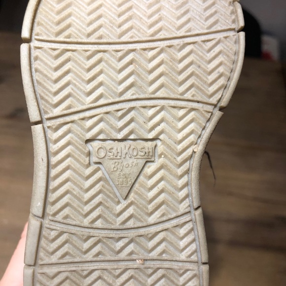 🌹2/$15🌹Supportive Walking Shoes - Picture 5 of 5